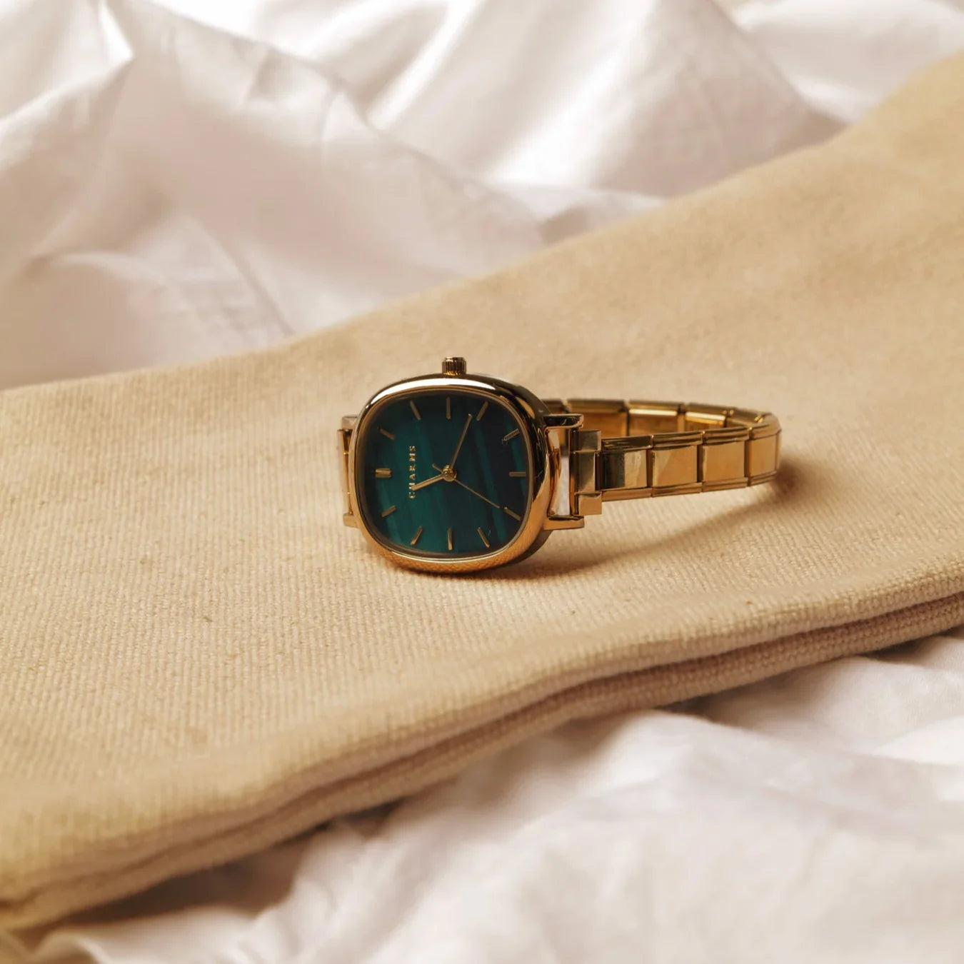 Capri Watch Gold – Emerald Dial Edition