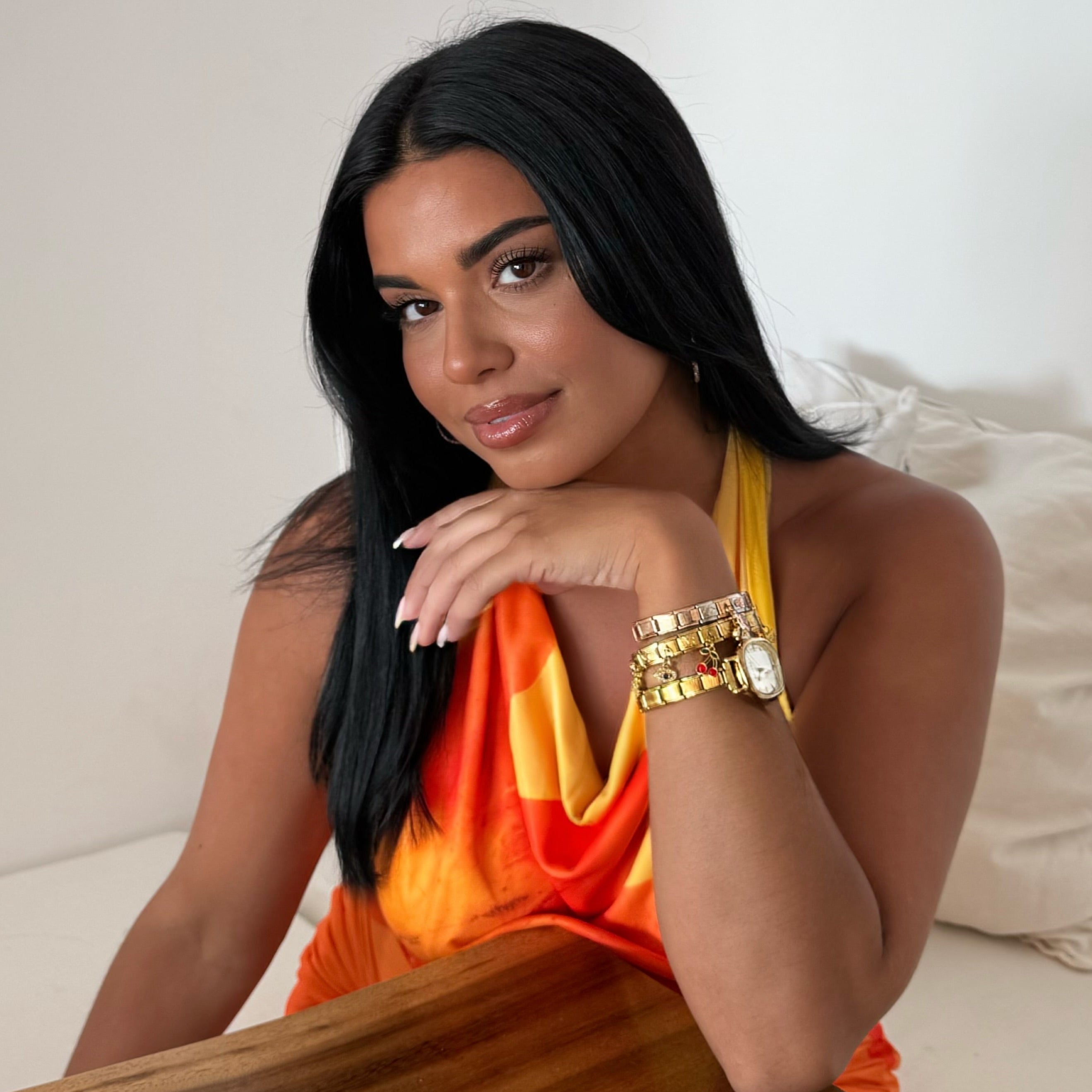 Capri – Guldmodell med vit urtavla